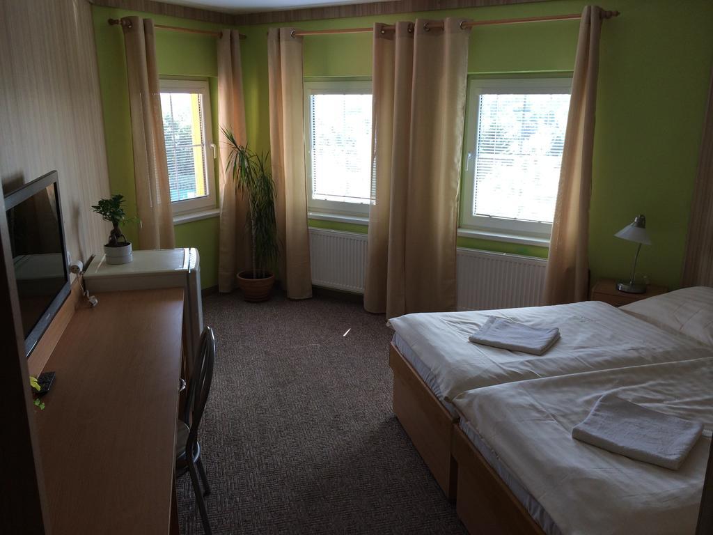 Hotel Pohadka Most Værelse billede